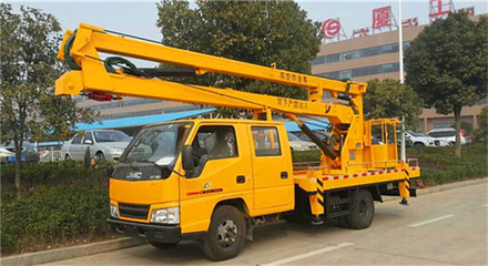 東風(fēng)藍(lán)牌高空作業(yè)車 湖北隨州專用汽車產(chǎn)業(yè)的璀璨明珠